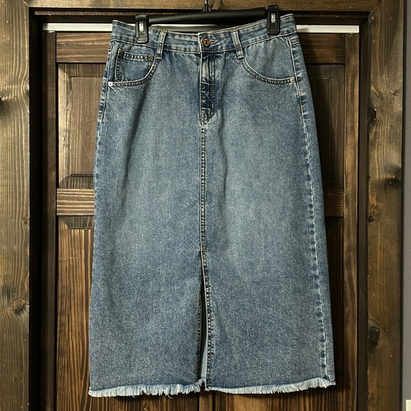 Rewash long denim skirt size 9 - 29 never worn - Picture 1 of 5